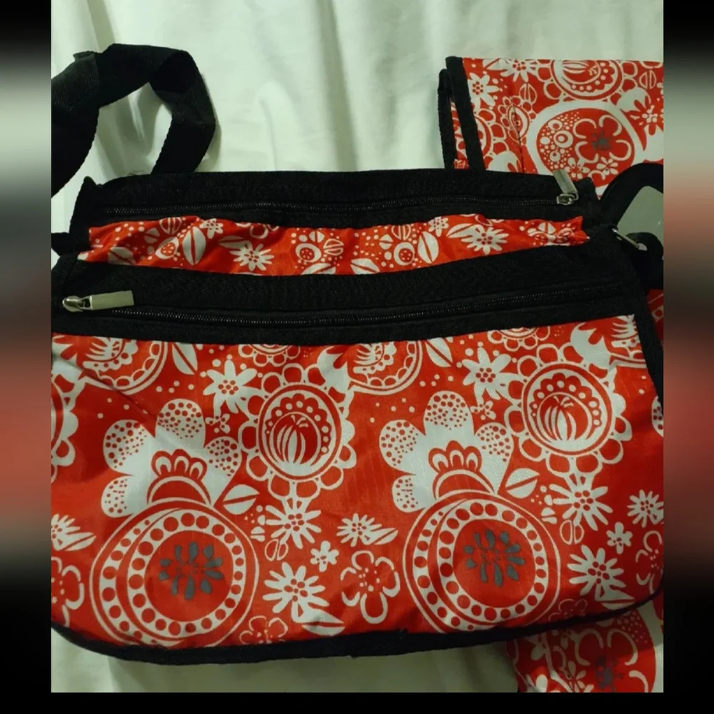 4 Piece Bag Set - Picture 3 of 11